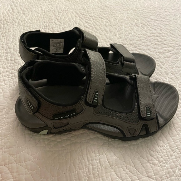 NWOT Womens McKINLEY Westcoast Sandals Dark Gray Size 7 - Picture 5 of 7
